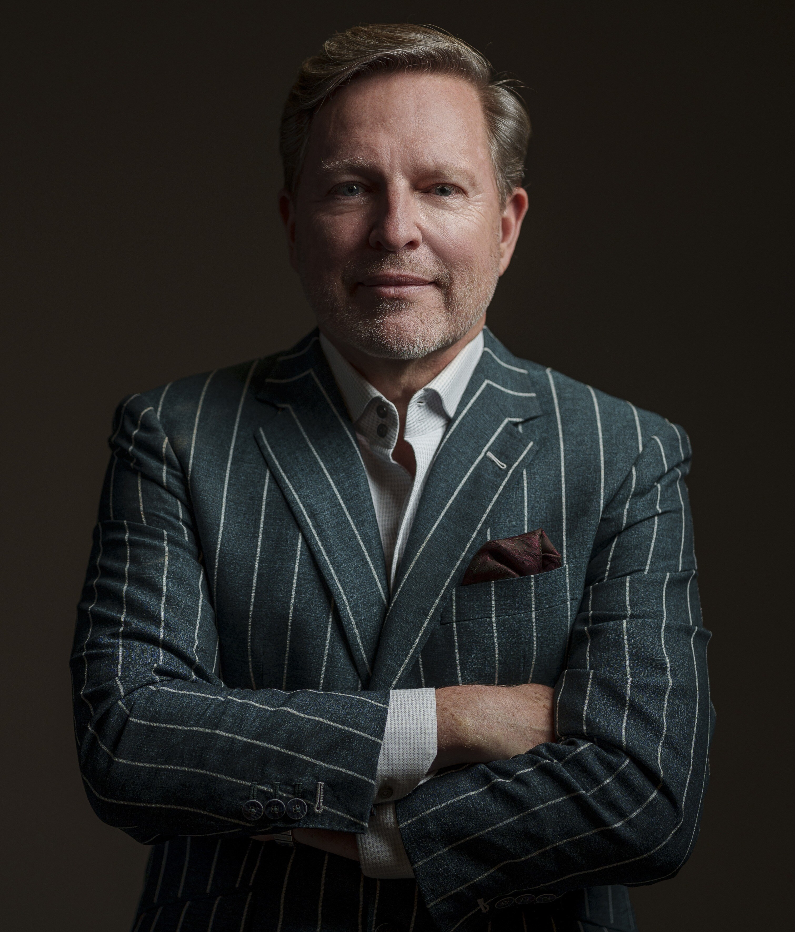 Verne Harnish Folded Arms (1)